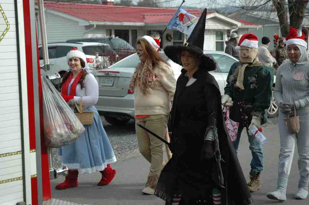 Hundreds of area residents turned out for the 2014 Iron Gate, Virginia