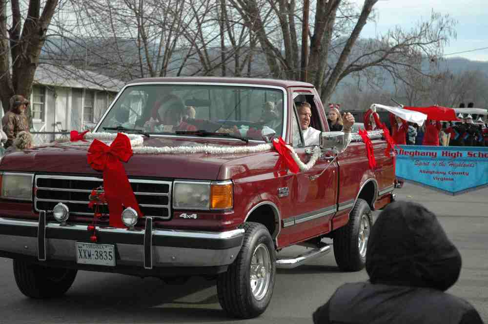Hundreds of area residents turned out for the 2014 Iron Gate, Virginia