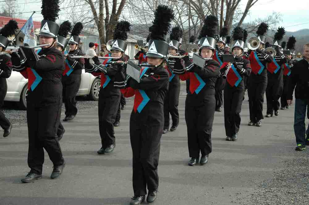 Hundreds of area residents turned out for the 2014 Iron Gate, Virginia