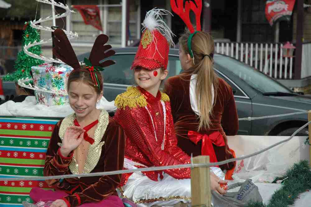 Hundreds of area residents turned out for the 2014 Iron Gate, Virginia